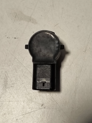 Mercedes Benz B-Class 247 (2018–2026) Rear parking sensor A0009055504 - 3