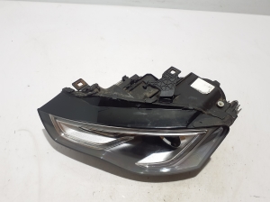 AUDI A5 (2007–2016) Esituli 8T0941043A - 8