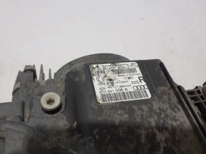 AUDI A5 (2007–2016) Esituli 8T0941006A - 8