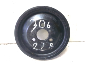 BMW 3 SERIES E46 (1998–2007) Riemenscheibe für Servopumpe 32427500335 - 4