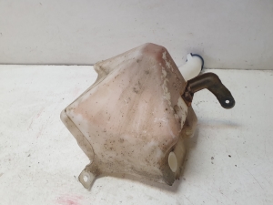 Ford Ranger (2011–2015) Front washer fluid reservoir AB3917613 - 2