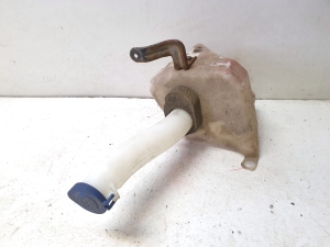 Ford Ranger (2011–2015) Front washer fluid reservoir AB3917613 - 4