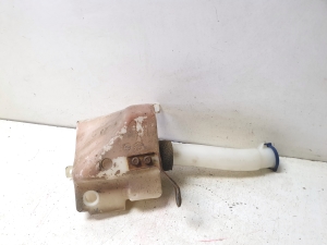 Ford Ranger (2011–2015) Front washer fluid reservoir AB3917613 - 5