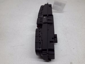 Mercedes Benz CLK-Class 209 (2002–2009) Hazard light switch A2038214658 - 4