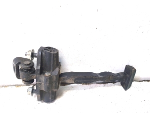 Ford Ranger (2011–2015) Rear side door opening limiter AB392627200AC - 2