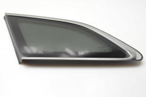 Seitenscheibe hinten (Karosserie) - 87810A2600