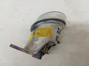 Mercedes Benz E-Class W212 (2009–2015) Front-Nebelscheinwerfer A2128200456 - 3