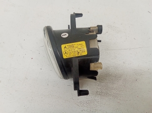 Mercedes Benz C-Class 204 (2007–2014) Front-Nebelscheinwerfer A2518200856 - 2