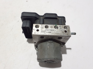 RENAULT Koleos (2016–2026) ABS unit 476602196R - 3