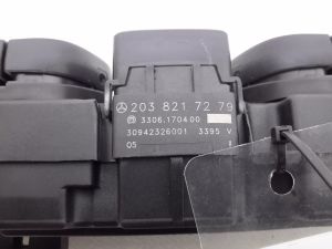 Mercedes Benz CLK-Class 209 (2002–2009) Hazard light switch A2038217279 - 3