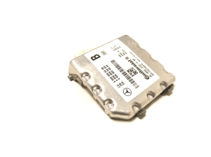 Mercedes Benz ML-Class 166 (2011–2015) Front camera A0009050438 - 4
