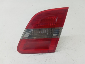 Tail light on trunk lid - A1698201664