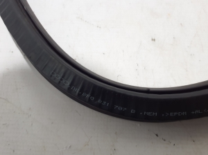 AUDI A5 (2007–2016) Front door rubber seal 8F0831707B - 2