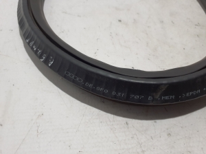 AUDI A5 (2007–2016) Front door rubber seal 8F0831707B - 2