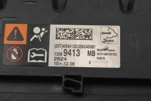 Opel Astra J (2009–2017) Airbag module 13589413 - 3