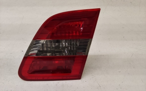 Tail light on trunk lid - A1698201664