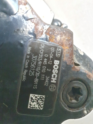 VOLVO V70 II (2000–2007) Kraftstoffpumpe 00899734 - 4