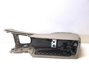 VOLVO V70 II (2000–2007) Mittelkonsole 30672008 - 4