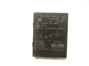 Central locking control unit - 3Q0959435B