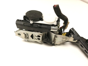 Mercedes Benz ML-Class 166 (2011–2015) Front seat belt A1668603686 - 6