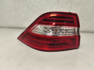Mercedes Benz ML-Class 166 (2011–2015) Eckleuchte hinten A1669063301