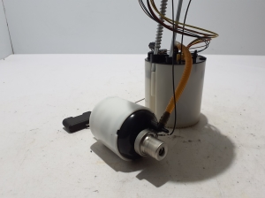 AUDI A5 (2007–2016) Kütusepump paagis 8K0919051AJ - 4