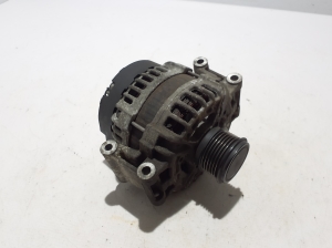 Lichtmaschine - 06H903017T