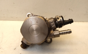 Skoda Fabia MK 3 (2014–2021) Kütusepump 04E127026AT - 3