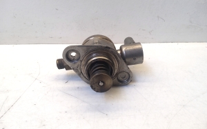 Fuel pump - 06H127025E