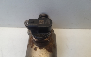 AUDI A4 B8 (2007–2016) Fuel pump 06J025E - 3