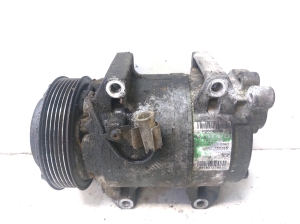 VOLVO XC70 (2000–2007) A/C compressor 8708581 - 4