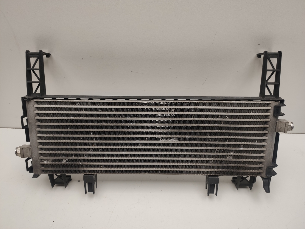 Mercedes Benz ML-Class 166 (2011–2015) Other radiator A1665000700 Mercedes Benz ML-Class 166 (2011–2015) Other radiator A1665000700