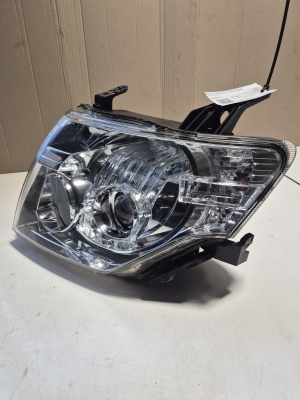 Mitsubishi Pajero IV (2006–2026) Scheinwerfer vorne 10087873 - 6
