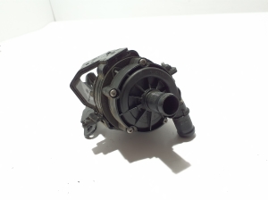 RENAULT Kangoo III (2021–2026) Auxiliary water pump 210106764R - 4