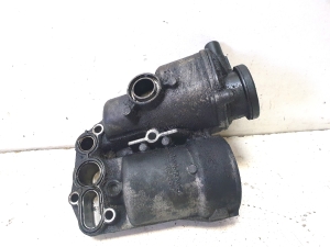 VOLVO XC70 (2000–2007) Ölfiltergehäuse 30677920 - 4
