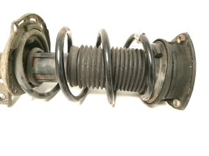 Volkswagen Passat B8 (2014–2023) Eesmine amortisaator 3Q0413031BM - 2