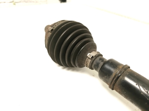 Volkswagen Passat B8 (2014–2023) Esimene veovõll ja selle osad 3Q0407272BP - 2
