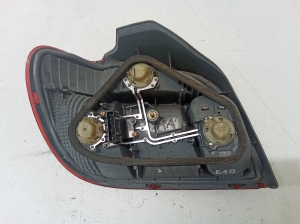 TOYOTA Yaris (1999–2005) Eckleuchte hinten 815510D070 - 3