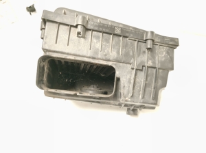 Volkswagen Passat B8 (2014–2023) Luftfiltergehäuse 5Q0129607AE - 4