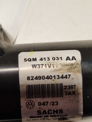 Volkswagen Jetta VII (2021–2026) Eesmine amortisaator 5QM413031AA - 5