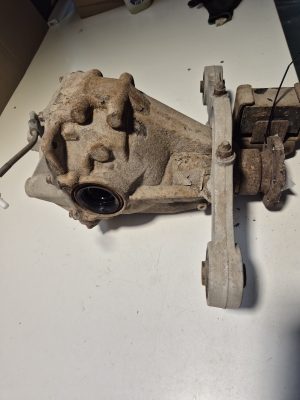 Mitsubishi Pajero IV (2006–2026) Rear differential and its parts 3501A381 - 4