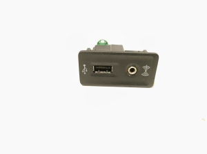   Prise USB  - 5G0035222E 