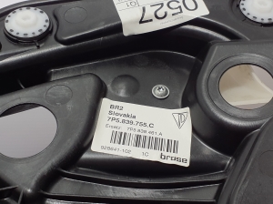 Porsche Cayenne (2010–2017) Aizmugurējo durvju logu pacēlājs 7P5839755C - 2