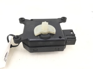 Opel Zafira B (2005–2014) Stellmotor Heizungsklappe 309372700 - 2