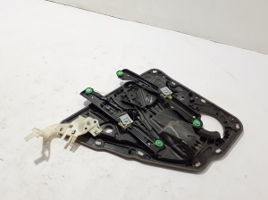 Porsche Cayenne (2010–2017) Rear side door window regulator 7P5839756C - 3