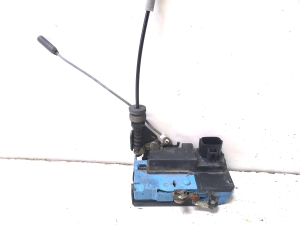 VOLVO XC70 (2000–2007) Front door lock 30753824 - 4