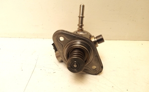 Pompe à carburant - 9046030052