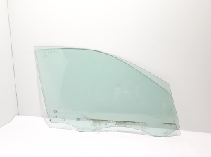   Fenster Scheibe Tür vorne  - 7P5845022B 