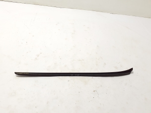 Porsche Cayenne (2010–2017) Windshield pillar outer molding 7P5854327A - 3