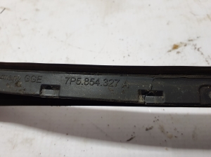 Porsche Cayenne (2010–2017) Windshield pillar outer molding 7P5854327A - 4